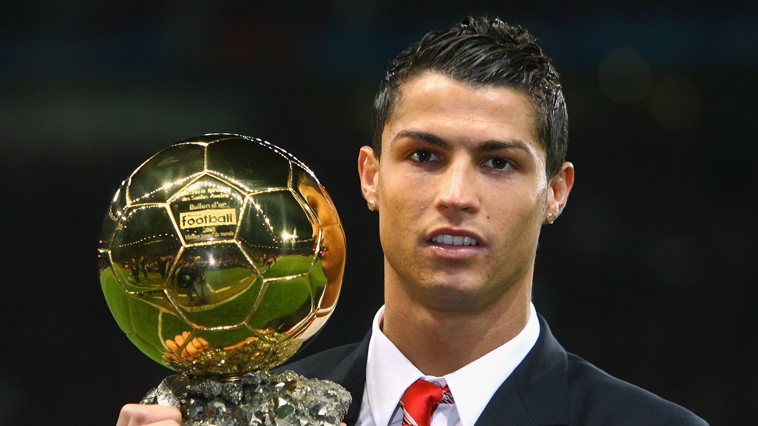 开云体育网址-【青训探索】少年运动员顿悟：攻守搭配的系统训练课程，青少年运动员训练指南